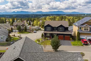 20276 Hillsong Pl NE, Poulsbo, WA 98370 - Photo 4