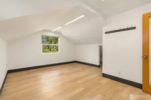 151 Finch Pl SW, Bainbridge Island, WA 98110 - Photo 18