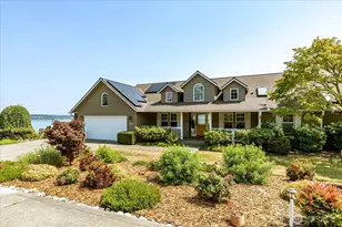 4633 Tanner View Dr, Clinton, WA 98236 - Photo 4