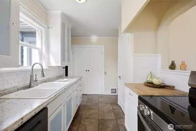 1011 High Avenue, Bremerton, WA 98337 - Photo 10