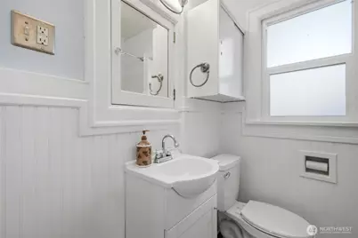1011 High Avenue, Bremerton, WA 98337 - Photo 14