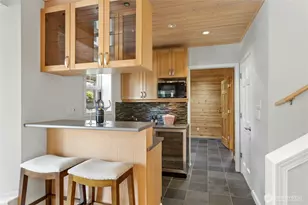 17102 NE 37th Pl, Bellevue, WA 98008 - Photo 26