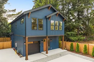 13637 103rd Ave NE, Kirkland, WA 98034 - Photo 2