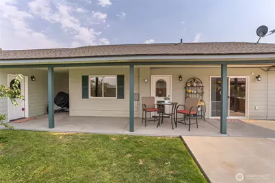 46 Saratoga Lane, Malaga, WA 98828 - Photo 12