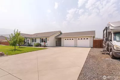 46 Saratoga Lane, Malaga, WA 98828 - Photo 2