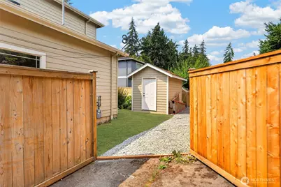 15516 56th Avenue W, Edmonds, WA 98026 - Photo 38