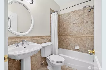 15516 56th Avenue W, Edmonds, WA 98026 - Photo 20