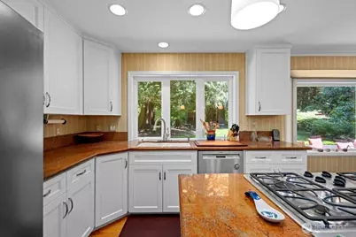 19710 222nd Avenue NE, Woodinville, WA 98077 - Photo 14