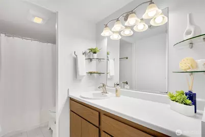 14651 NE 40th Street #F5, Bellevue, WA 98007 - Photo 22