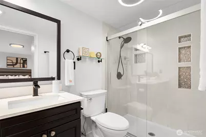 14651 NE 40th Street #F5, Bellevue, WA 98007 - Photo 18