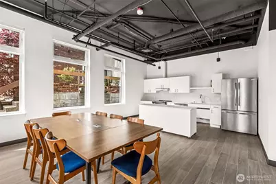 5819 Phinney Avenue N #305, Seattle, WA 98103 - Photo 14
