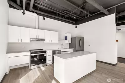 5819 Phinney Avenue N #305, Seattle, WA 98103 - Photo 16