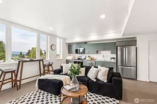 5819 Phinney Ave N, Seattle, WA 98103 - Photo 2