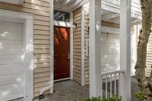 11942 NE 164th Ln, Bothell, WA 98011 - Photo 2