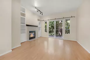 11942 NE 164th Ln, Bothell, WA 98011 - Photo 6
