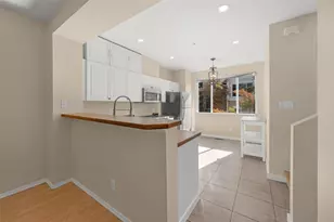 11942 NE 164th Ln, Bothell, WA 98011 - Photo 14