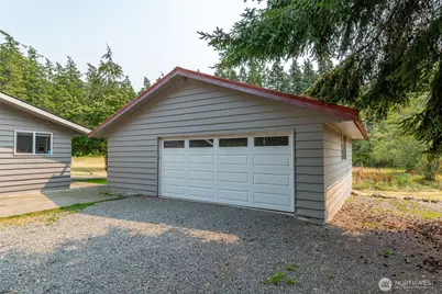 216 E Sleeper Road, Oak Harbor, WA 98277 - Photo 24