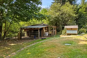 960 E Dawn Dr, Allyn, WA 98524 - Photo 28