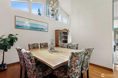 12818 NE 111th Place, Kirkland, WA 98033 - Photo 8