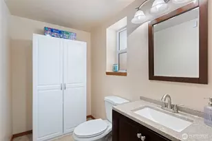 12818 NE 111th Pl, Kirkland, WA 98033 - Photo 26