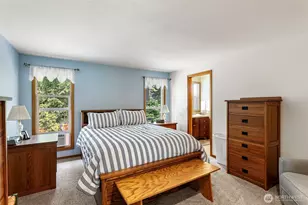 12818 NE 111th Pl, Kirkland, WA 98033 - Photo 14