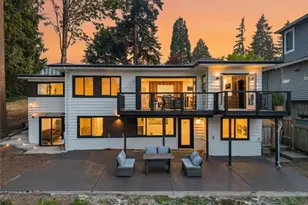 13202 Bitter Pl N, Seattle, WA 98133 - Photo 2