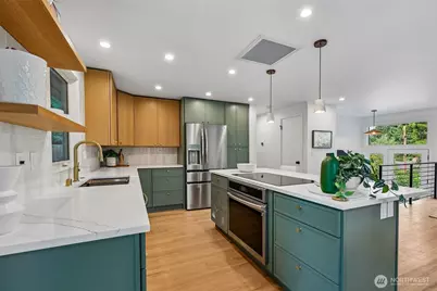 16303 Densmore Avenue N, Shoreline, WA 98133 - Photo 8