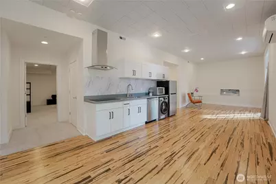 825 206th Avenue NE, Sammamish, WA 98074 - Photo 32