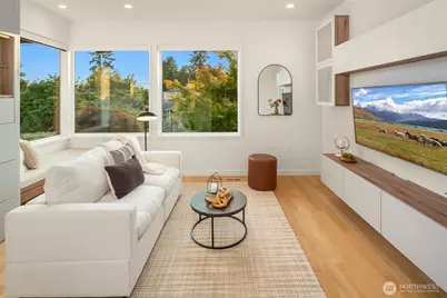 2524 30th Avenue W, Seattle, WA 98199 - Photo 18