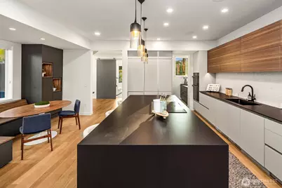 2524 30th Avenue W, Seattle, WA 98199 - Photo 14