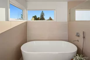 2524 30th Ave W, Seattle, WA 98199 - Photo 24