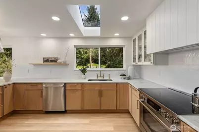 16858 76th Avenue W, Edmonds, WA 98026 - Photo 24