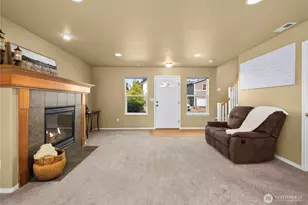 19529 100th St E, Bonney Lake, WA 98391 - Photo 4