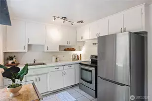 16563 18th Ave NE, Shoreline, WA 98155 - Photo 8