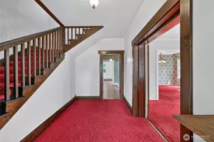 1409 Marion St, Enumclaw, WA 98022 - Photo 2