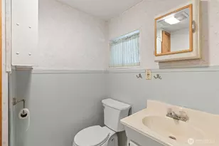 1811 Beach St, Centralia, WA 98531 - Photo 12