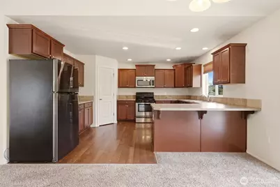 22217 Military Rd S, SeaTac, WA 98198 - Photo 2