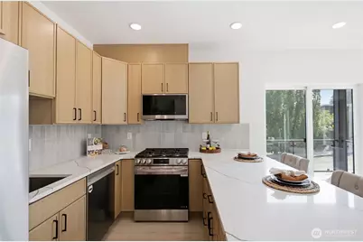 5718 NE 65th Street, Seattle, WA 98115 - Photo 1