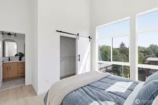 5718 NE 65th St, Seattle, WA 98115 - Photo 14