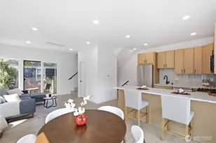 5718 NE 65th St, Seattle, WA 98115 - Photo 4