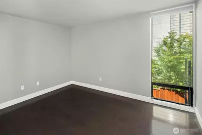 4561 Lake Washington Boulevard NE #201, Kirkland, WA 98033 - Photo 14