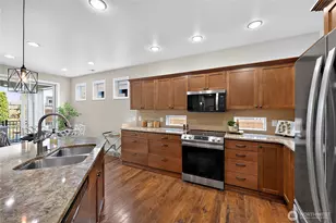 18725 145th St E, Bonney Lake, WA 98391 - Photo 8