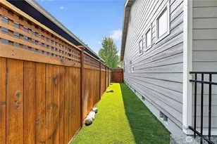 18725 145th St E, Bonney Lake, WA 98391 - Photo 24