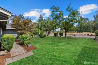 16749 128th Avenue SE, Renton, WA 98058 - Photo 26