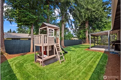 16749 128th Avenue SE, Renton, WA 98058 - Photo 24