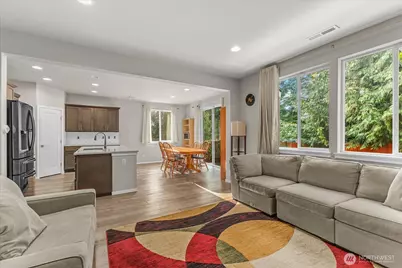 13751 SE 183rd Street, Renton, WA 98058 - Photo 4