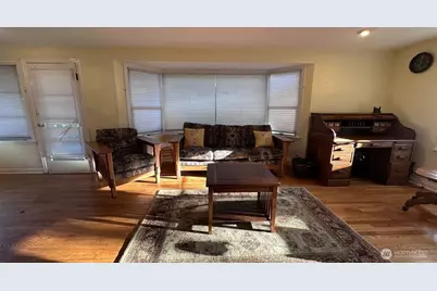 16310 Ashworth Avenue N, Shoreline, WA 98133 - Photo 18