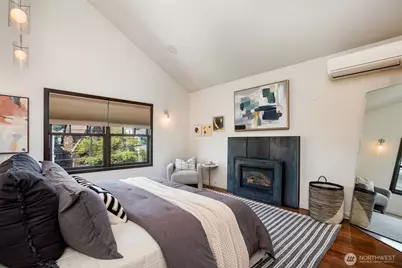 734 10th Avenue E, Seattle, WA 98102 - Photo 20