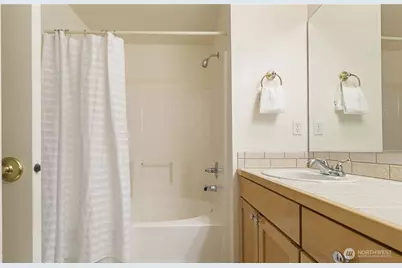 [Address not provided], Kenmore, WA 98028 - Photo 12