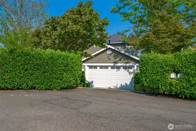 1202 Lansing Avenue W, Bremerton, WA 98312 - Photo 2